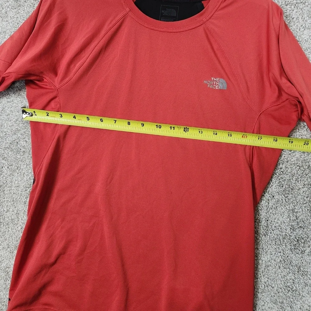 The North Face Shirt Mens Small Red FlashDry Short Sleeve Running Athletic Top